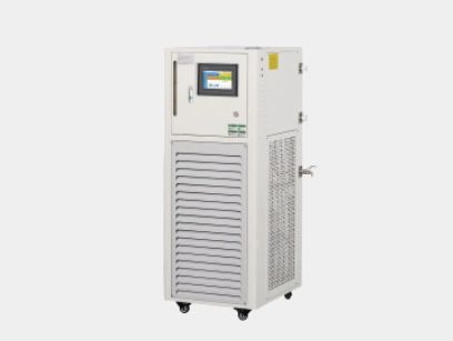 What emergency measures should be taken if a high and low temperature cycling unit malfunctions during operation?